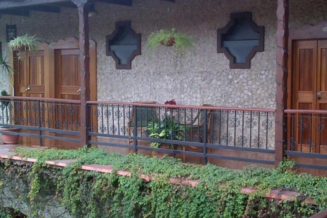 Hotel Del Patio Flores Exterior foto
